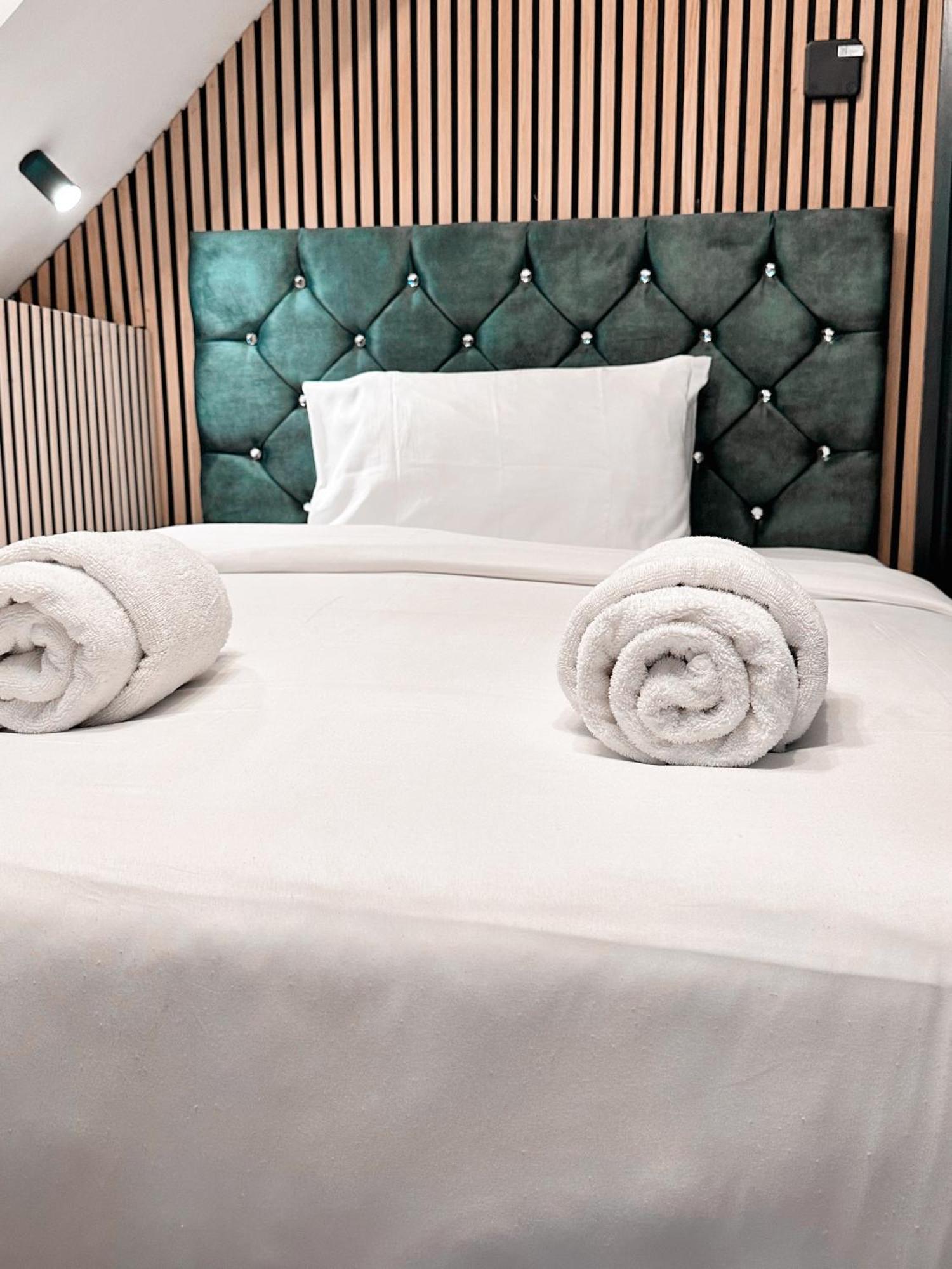 G Eighty Four Aparthotel Λονδίνο Εξωτερικό φωτογραφία