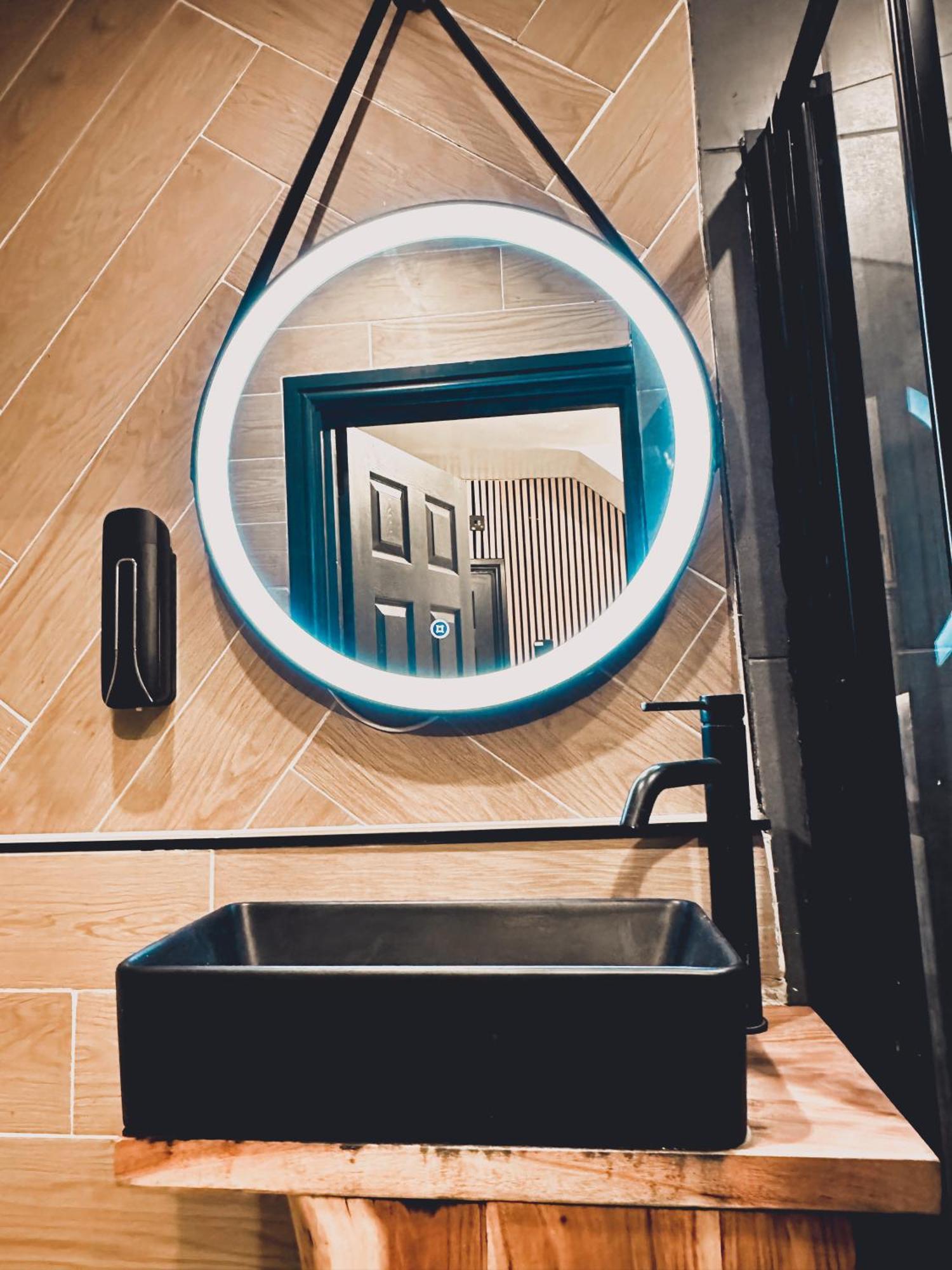 G Eighty Four Aparthotel Λονδίνο Εξωτερικό φωτογραφία